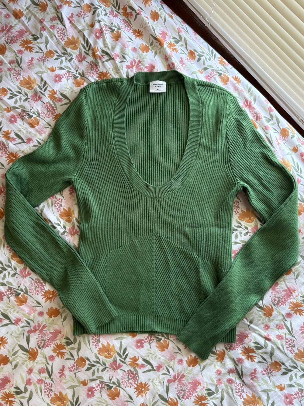 Abercrombie & Fitch Long Sleeve Ribbed Sweater Size Medium Fall Winter
